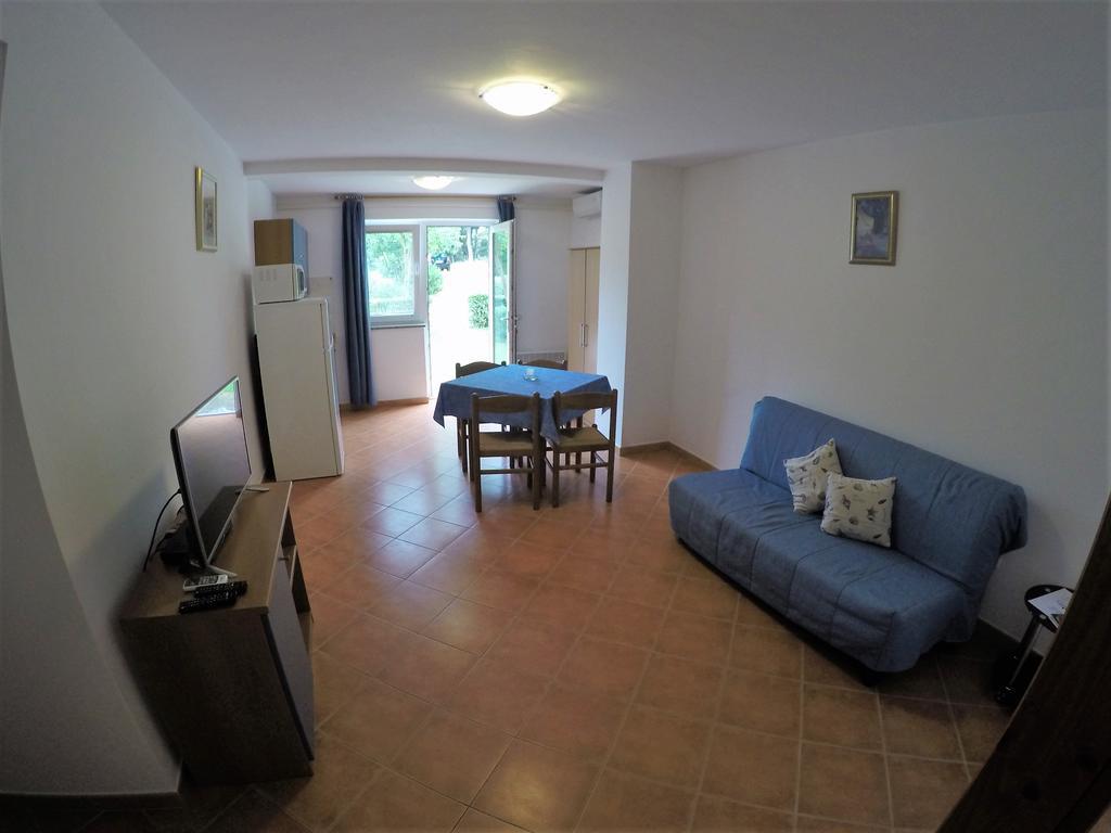 Gostinjska kuća Pineta 3*