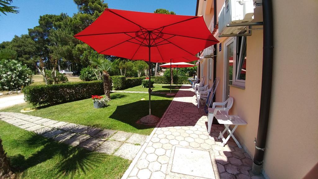 Gostinjska kuća Pineta 3*